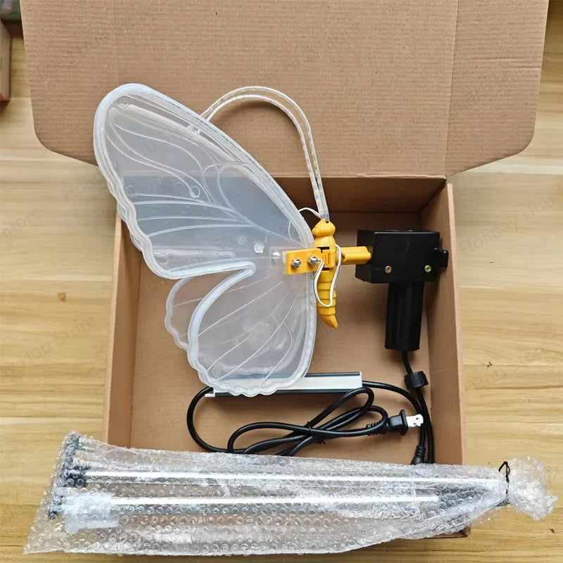 borboleta led com haste de suporte e fonte na embalagem
